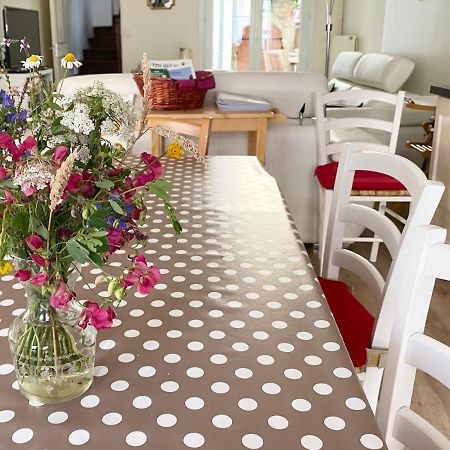 La Maison Des Remparts - Gite 3 Etoiles Pour 8 Pers A 洛什 外观 照片