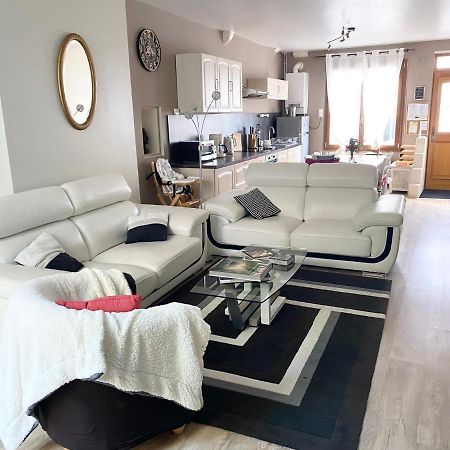 La Maison Des Remparts - Gite 3 Etoiles Pour 8 Pers A 洛什 外观 照片