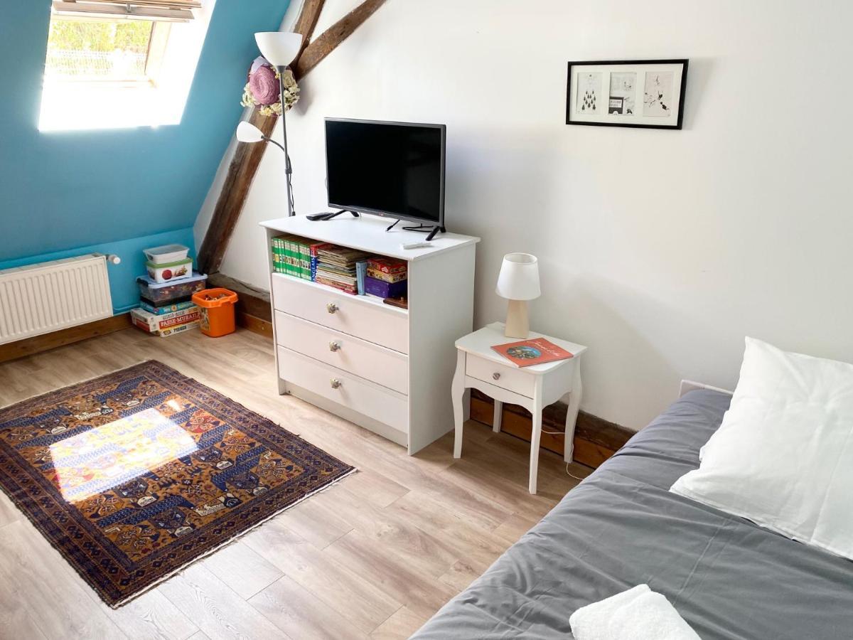 La Maison Des Remparts - Gite 3 Etoiles Pour 8 Pers A 洛什 外观 照片